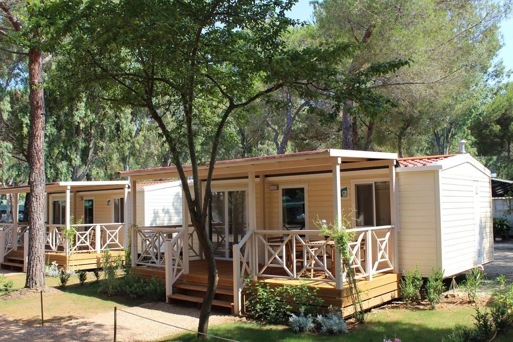 Camping I Melograni Marina Di Bibbona Extérieur photo
